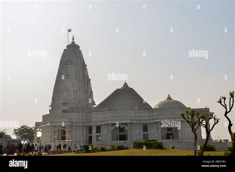 Birla Mandir Jaipur - A Majestic Marble Sanctuary Adorned With Exquisite Carvings!